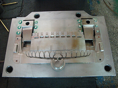 Daily maintenance and storage of die-casting molds